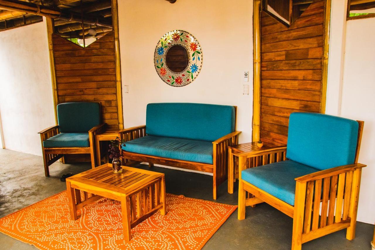 Oasis Uvita Bed & Breakfast Ngoại thất bức ảnh