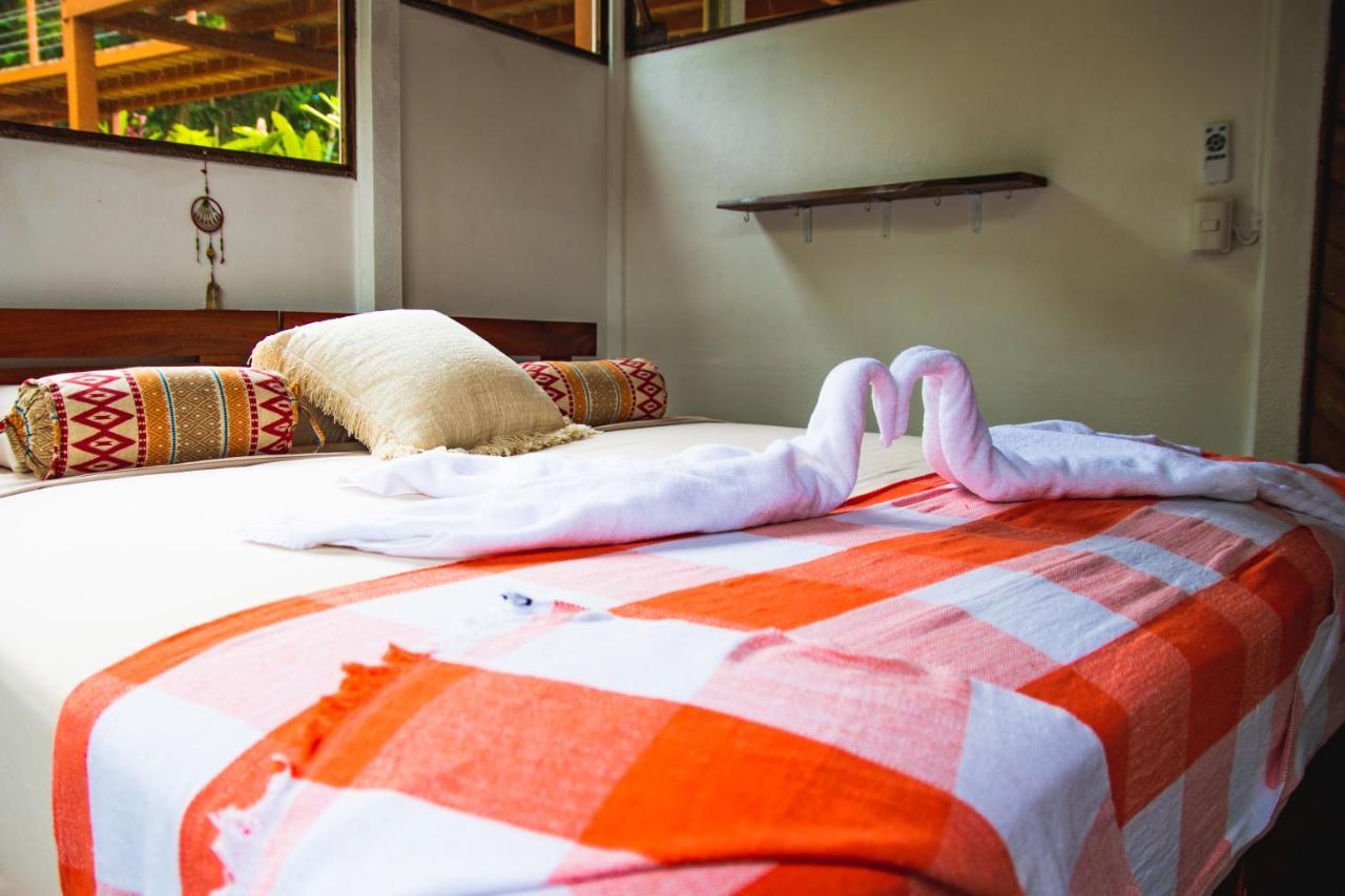 Oasis Uvita Bed & Breakfast Ngoại thất bức ảnh